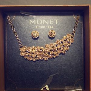 Money earring and necklace set gold tone
